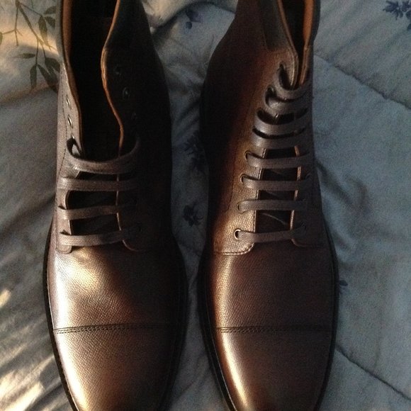 Bloomingdale's Men's Brown Leather Cap Toe Boots - 11.5 - New in Box - Picture 2 of 13